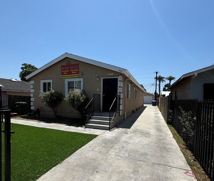 Primary Photo - 318 E 105th St