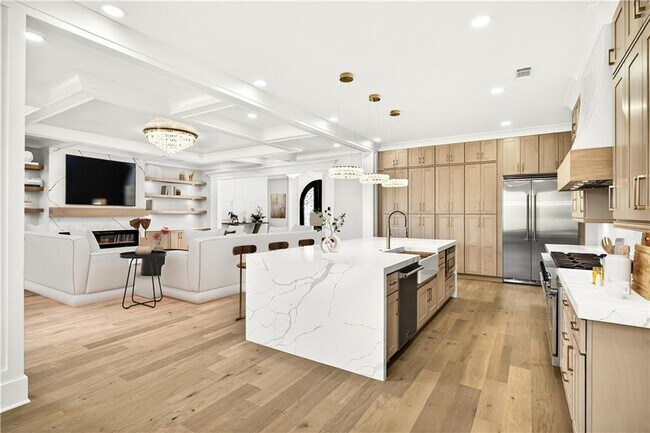 Building Photo - 403 Thunder Rd