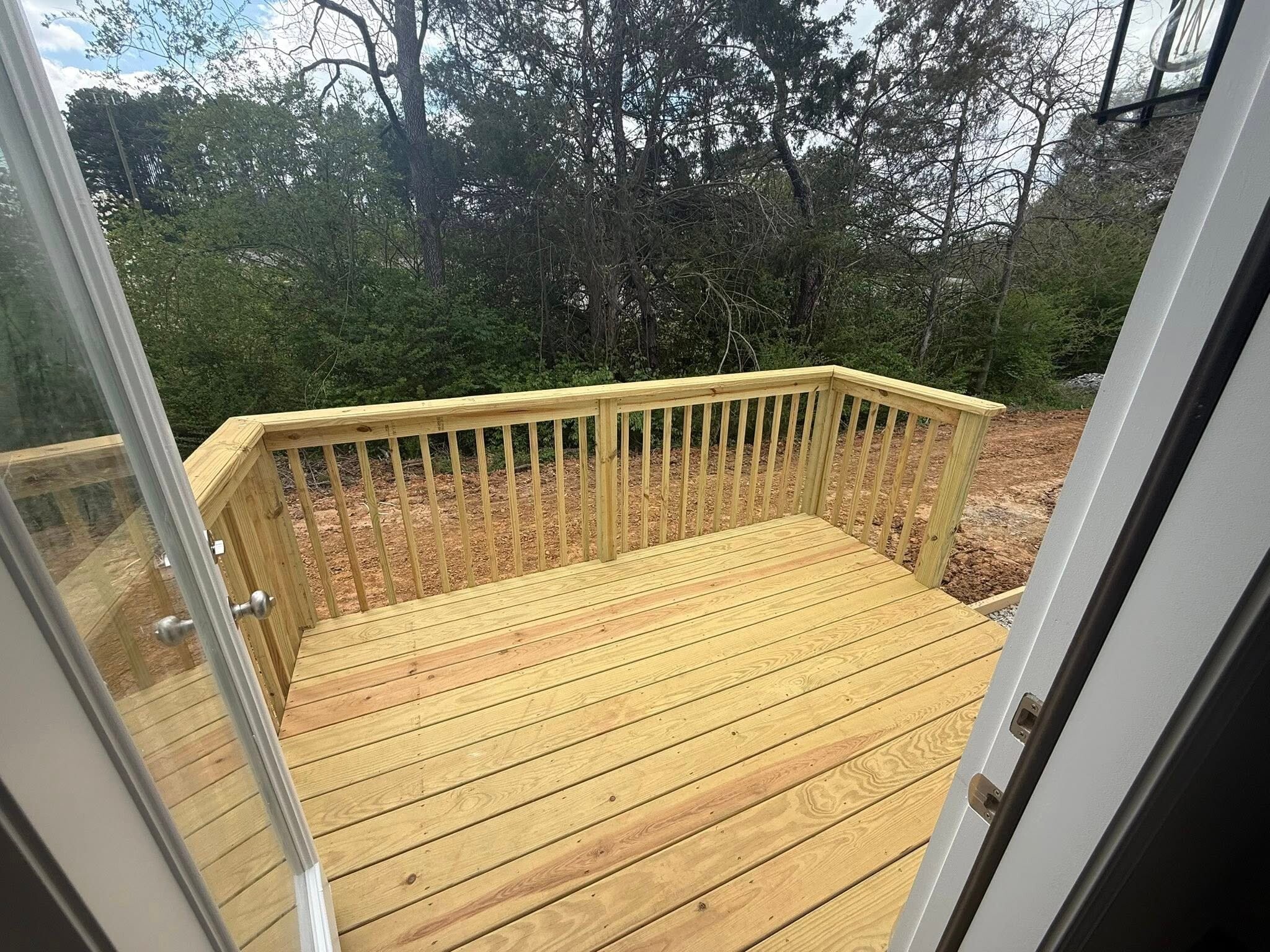 Building Photo - 7323 Woodpecker Way