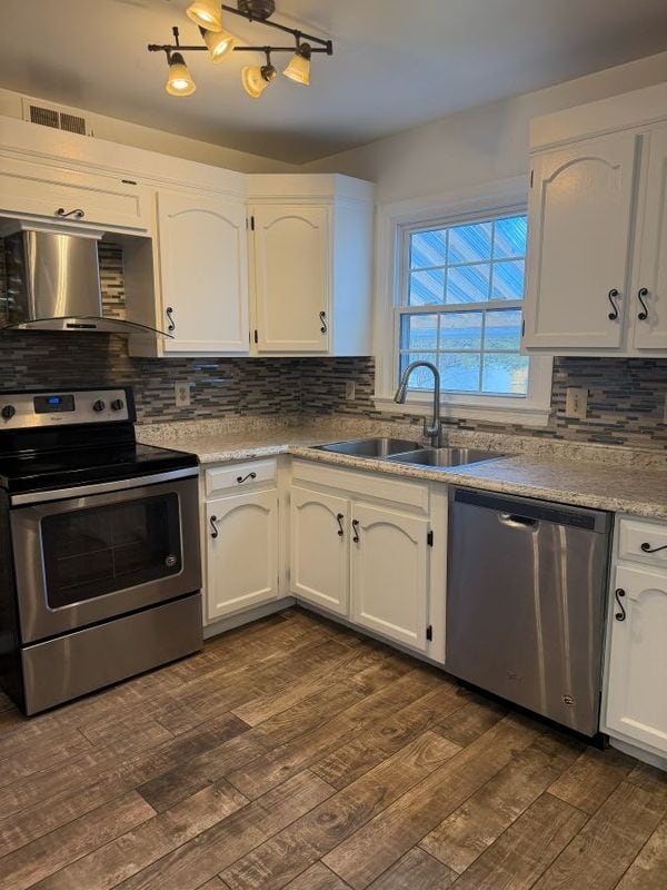 Building Photo - 7818 Attleboro Dr