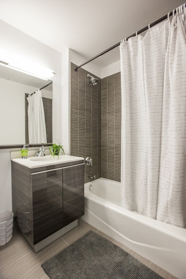 Interior Photo - 66 Rockwell Place