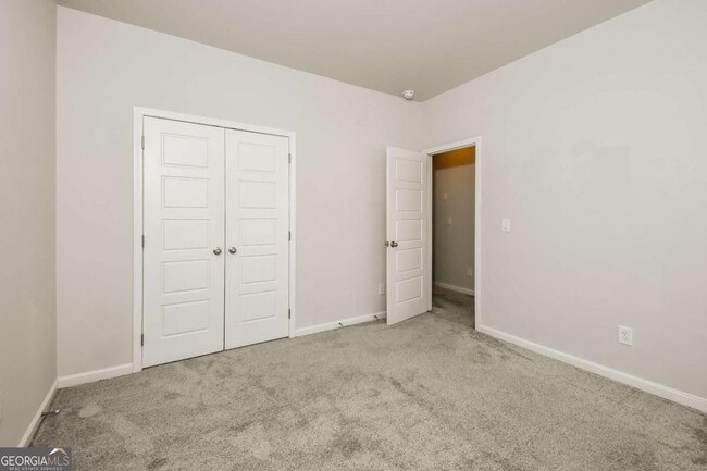 Building Photo - 5379 Fox Den Rd