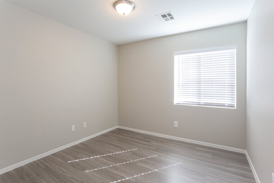 Building Photo - 3105 Macaroon Way