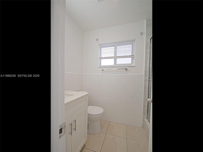 Building Photo - 5510 Johnson St