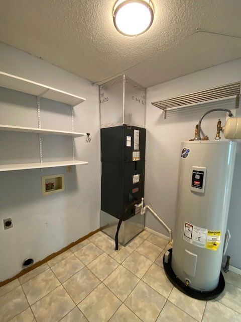 Building Photo - 713 Country Oaks Ln