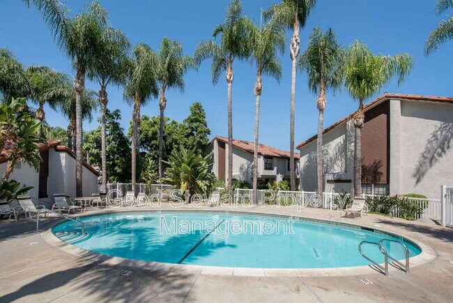 Building Photo - 363 Molokai Dr