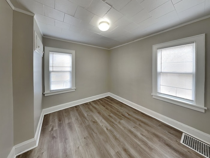 Building Photo - 3223 N Aldrich Ave