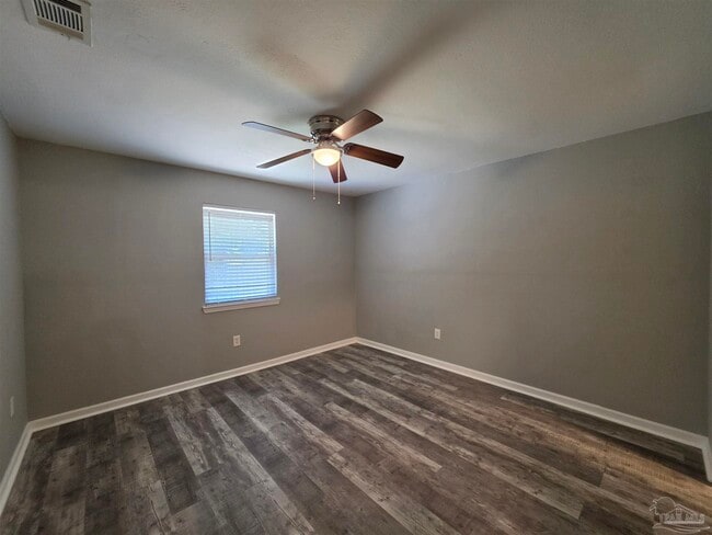 Building Photo - 3346 Green Briar Cir