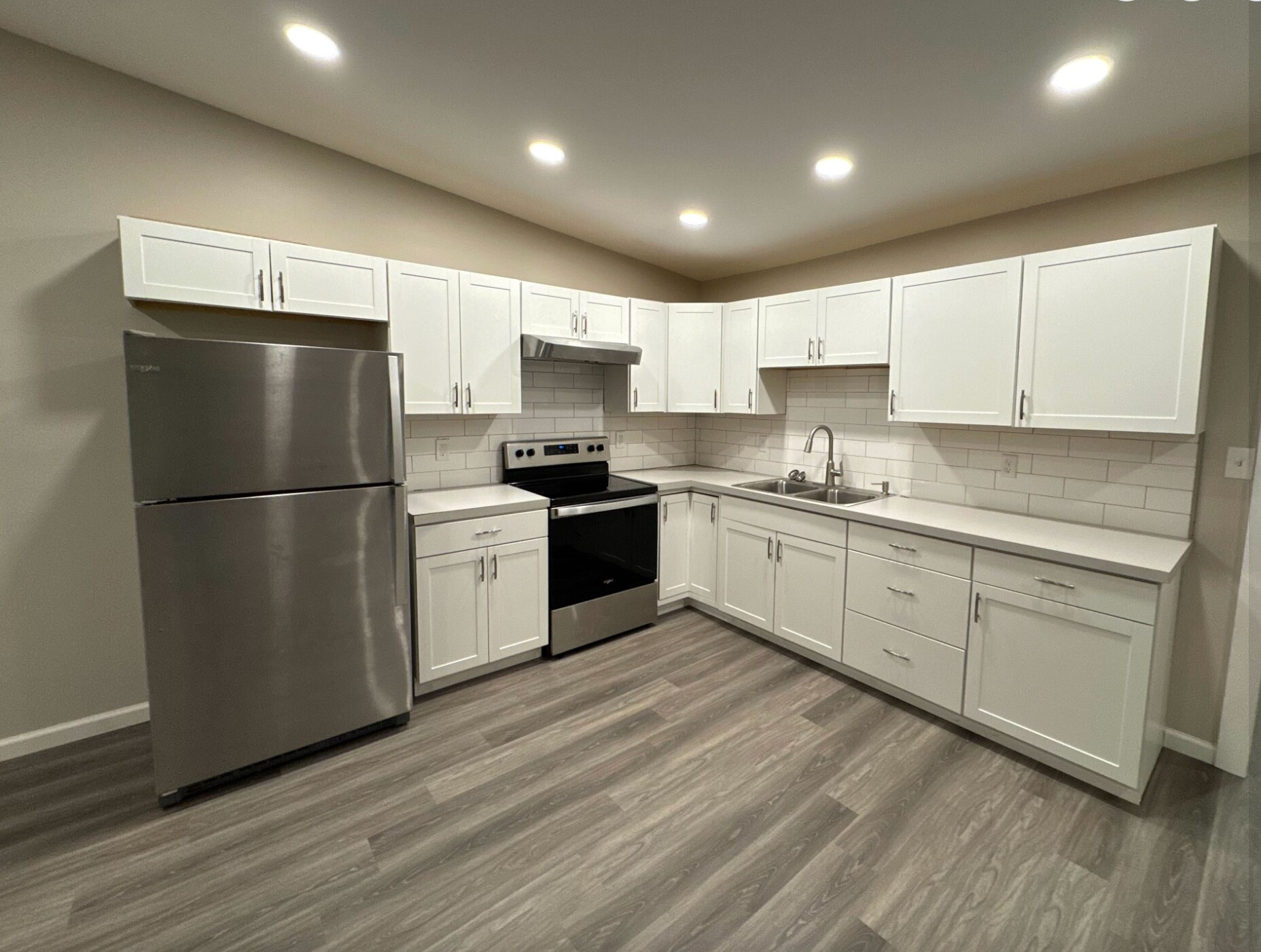 Building Photo - 107 W Biddle St