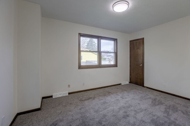 Building Photo - 2012 S 160th St