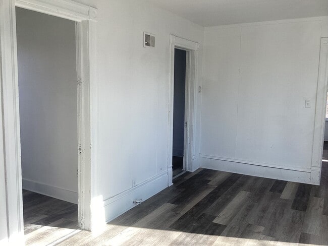 Building Photo - 3218 N 1st St