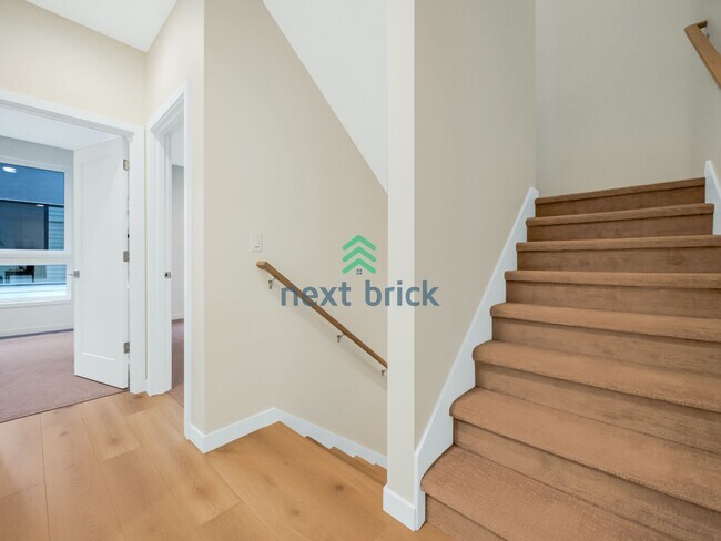 Building Photo - Stunning 2023-Built Crown Hill Townhome | 3 Bed | 2 Bath | Modern Finishes & Prime Seattle Location