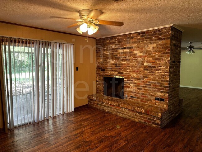 Building Photo - 214 Brookhaven Terrace