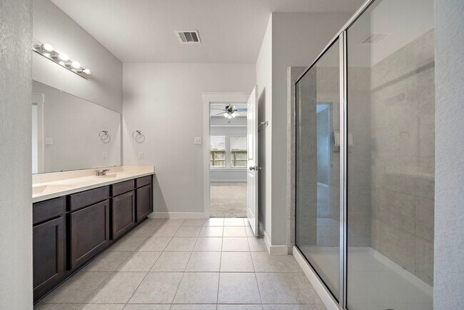 Building Photo - 22419 Brass Bell Dr