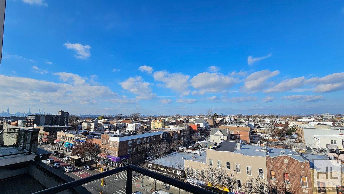 Building Photo - Northern Boulevard