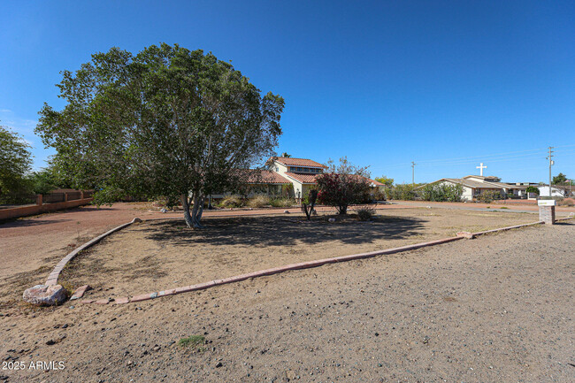 Building Photo - 8531 W Pinnacle Peak Rd