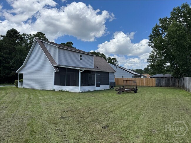 Building Photo - 57 Soling Ave