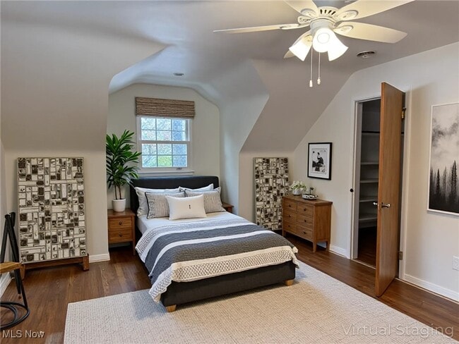 Building Photo - 8896 Spring Valley Dr