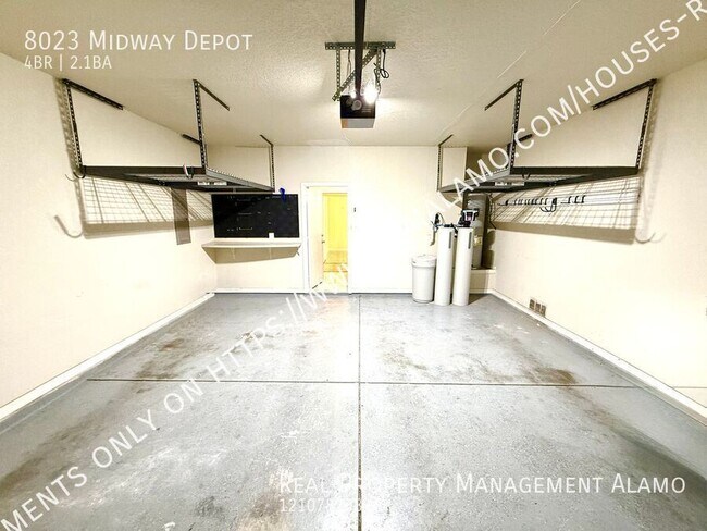 Building Photo - 8023 Midway Depot