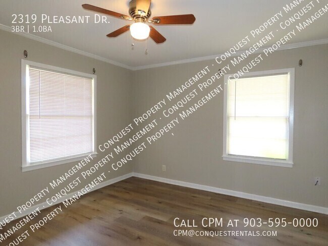 Building Photo - 2319 Pleasant Dr