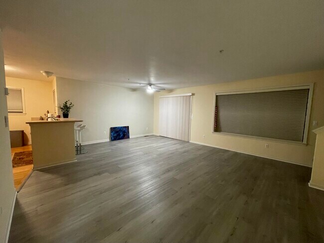 Building Photo - 2806 Barclay Wy