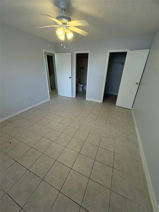 Building Photo - 1794 NW 55th Ave