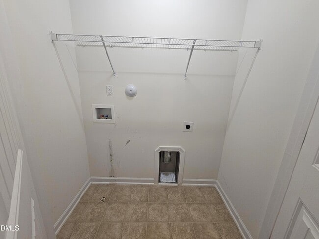 Building Photo - 41 Hawkstone Dr