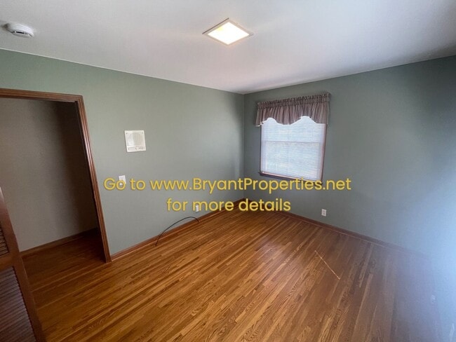 Building Photo - 1250 Dalemere Dr