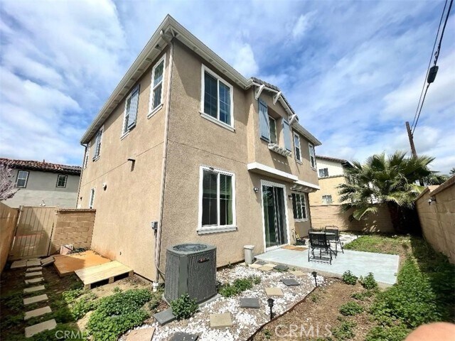Building Photo - 1406 Girona Dr