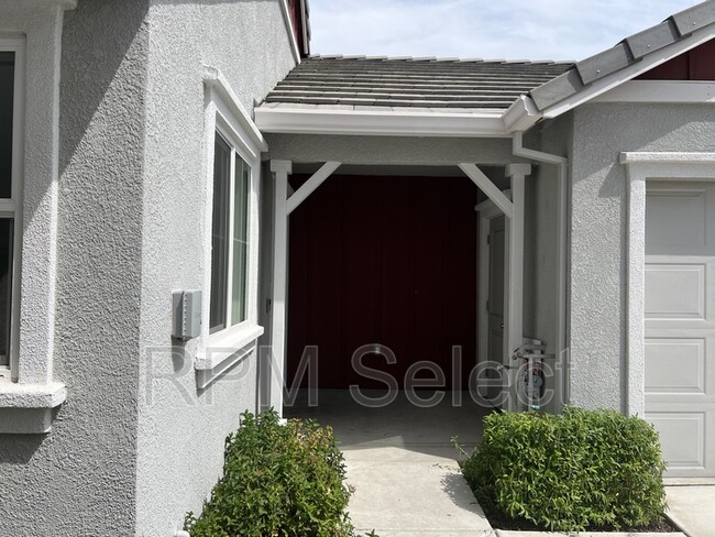 Building Photo - 4360 White Ash Ln