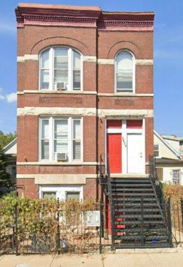 Primary Photo - 2 bedroom in Chicago IL 60622