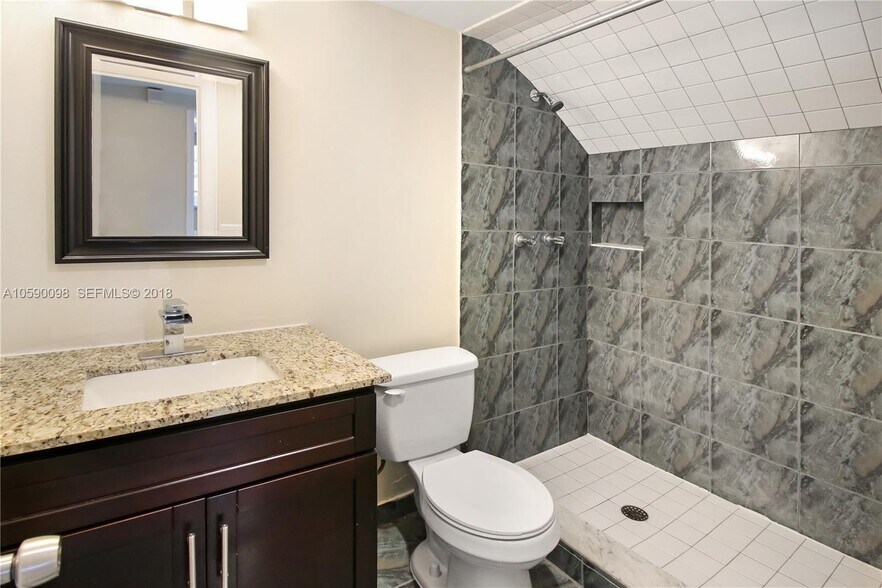 Building Photo - 270 NE 142nd St