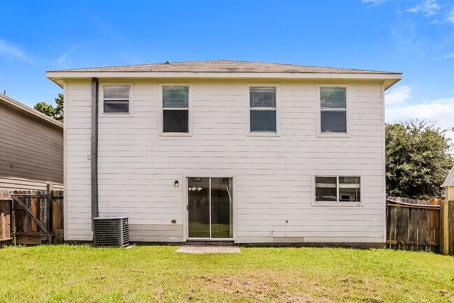 Building Photo - 16770 N Thrasher Dr