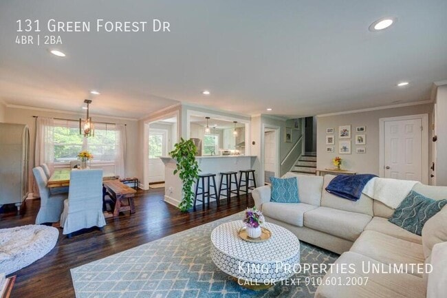 Building Photo - 131 Green Forest Dr