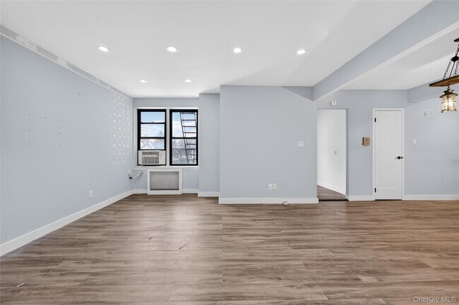 Building Photo - 170-06 Crocheron Ave