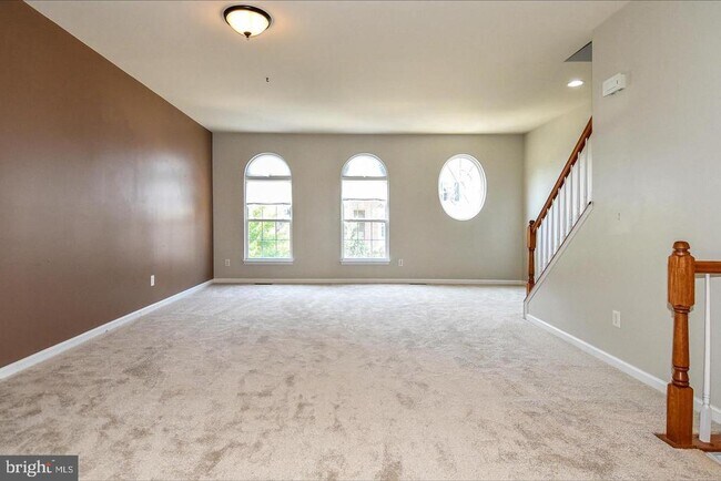 Building Photo - 7810 Locust Leaf Ln