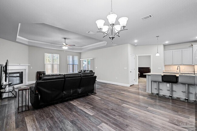 Building Photo - 3838 Ranch Rd