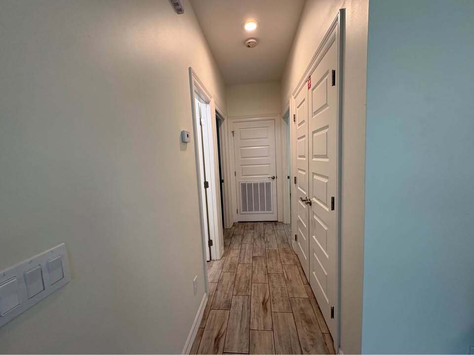 Building Photo - 3609 Valeria St