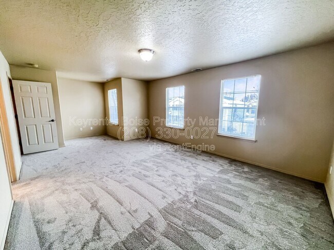 Building Photo - 6523 S Covewood Way