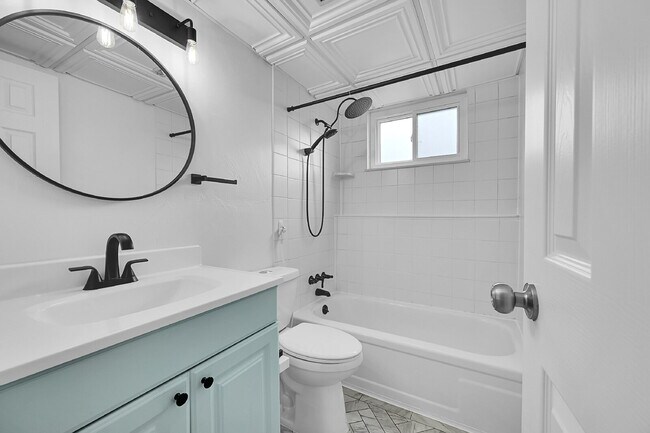 Building Photo - $2,240.95 - 3 Bed, 2 Bath Home in Loveland with Central AC and Fenced in Yard!