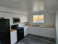 Building Photo - 960 9th St