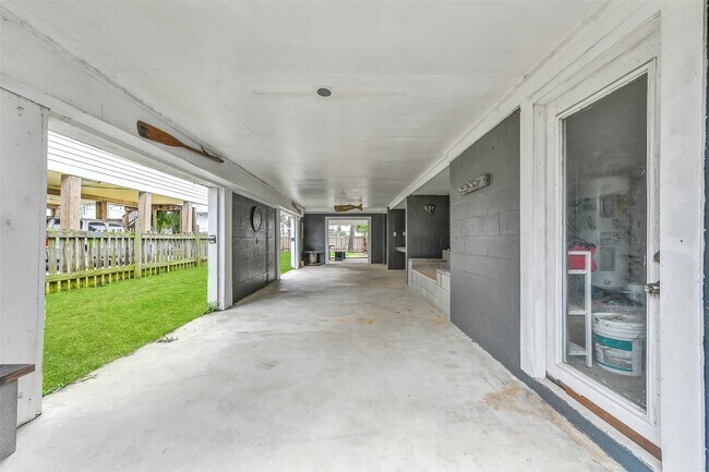 Building Photo - 1110 64th St