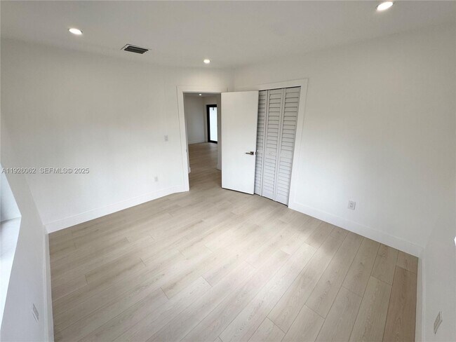 Building Photo - 15300 NW 32nd Ave