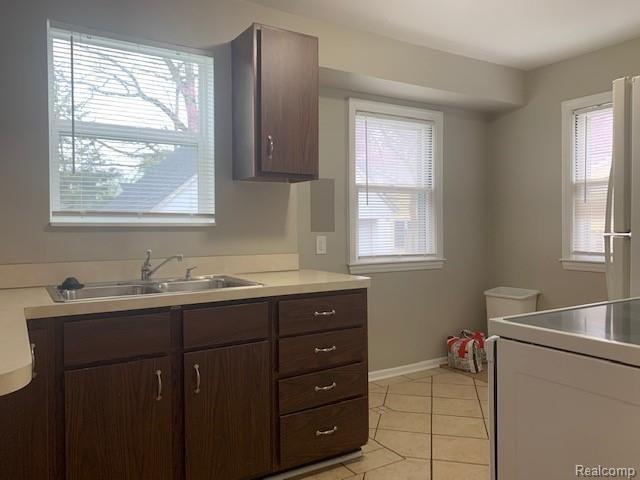 Building Photo - 557 N Harvey St