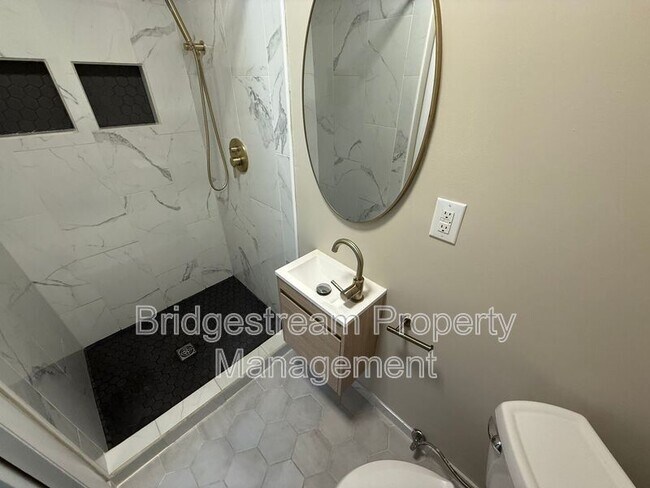 Building Photo - 2708 Ater Dr