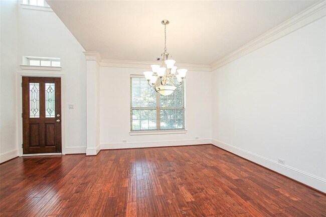 Building Photo - 8127 Caroline Ridge Dr
