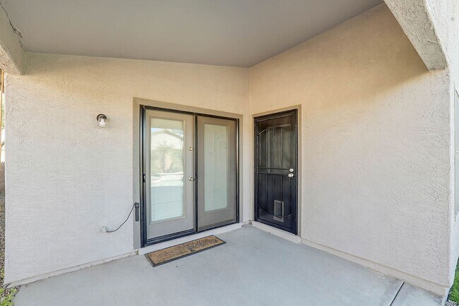 Building Photo - **Stunning 4-Bedroom, 3-Full Bath Home with Double Master Suites and Den