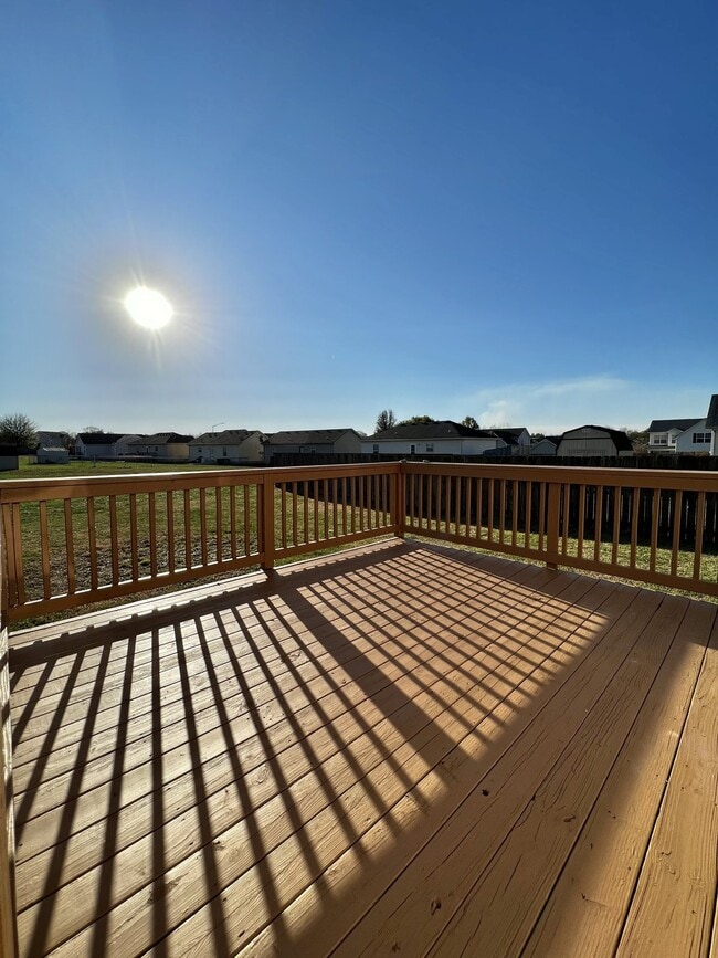 Building Photo - 3444 Fox Run Dr. Clarksville, Tn 37042