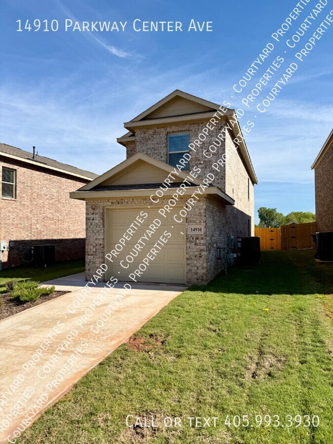 Building Photo - 14910 Parkway Center Ave