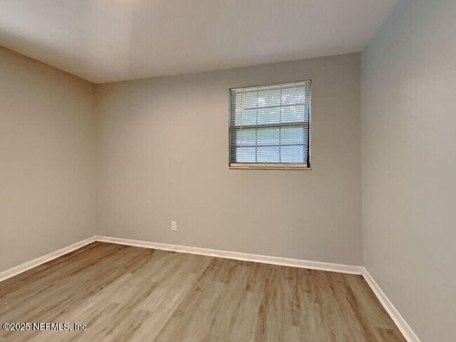Building Photo - 6037 George Wood Ln E